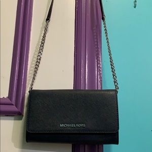 Michael Kors wallet cross body
